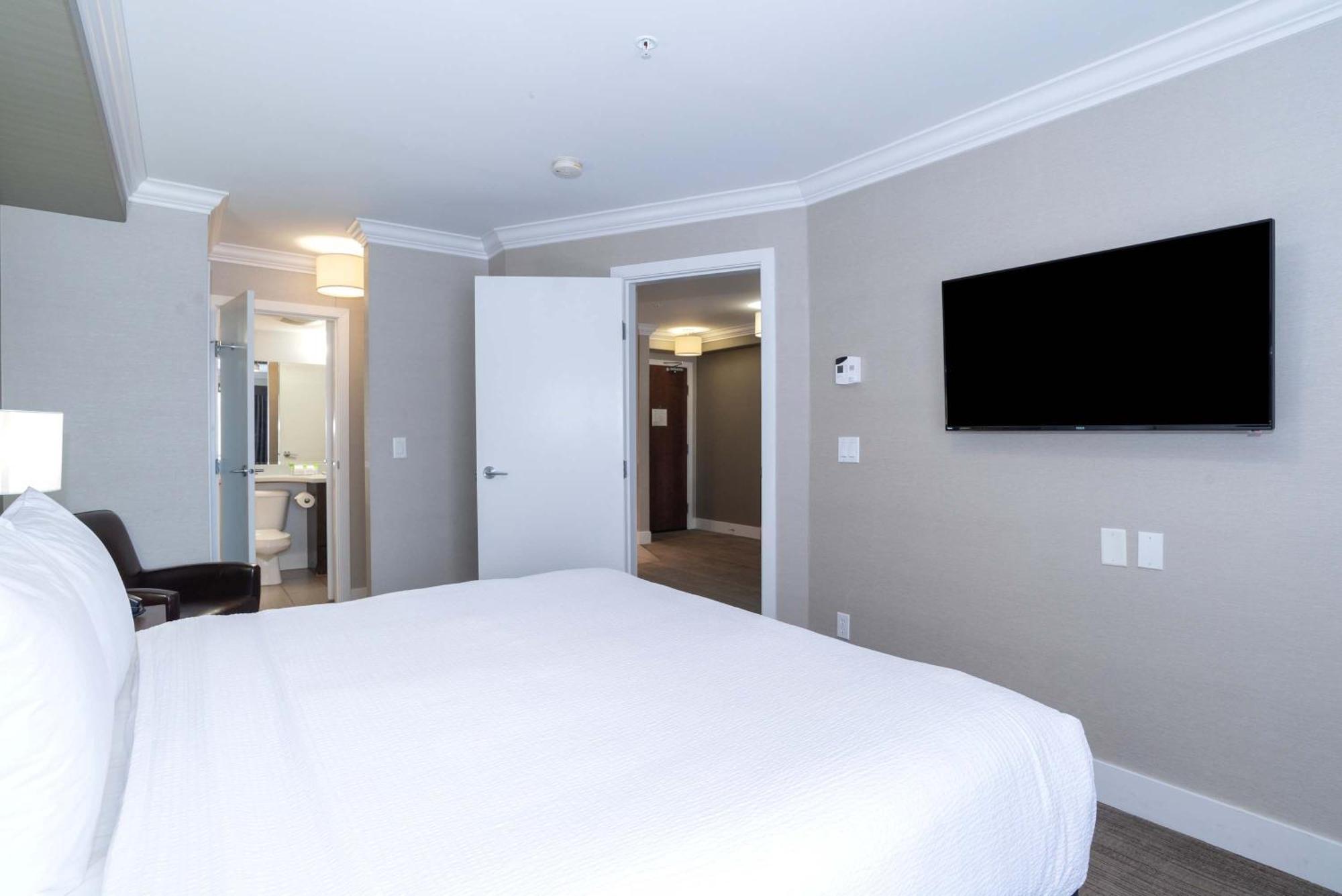 Sandman Hotel And Suites Abbotsford Kültér fotó